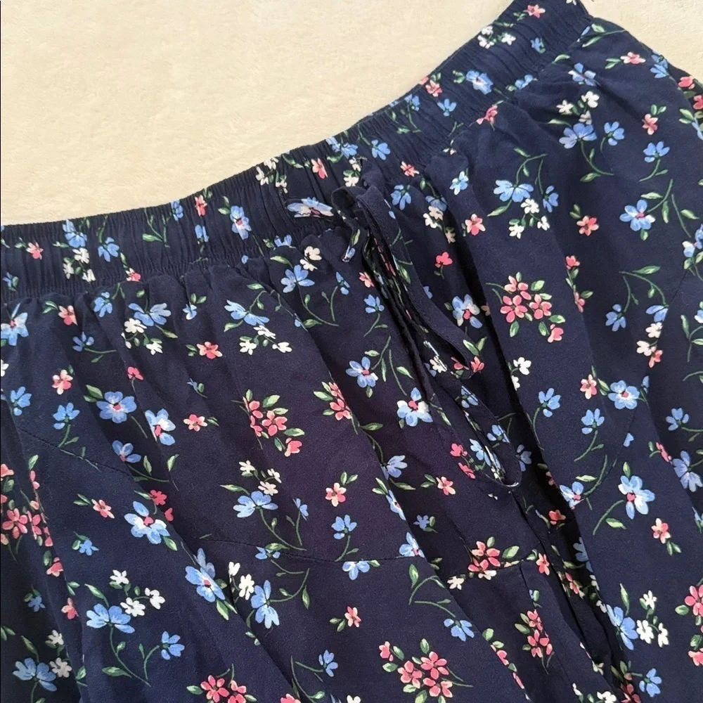 Francesca’s Collection Mi.Ami Navy Multicolored Floral Print A-Line Skirt